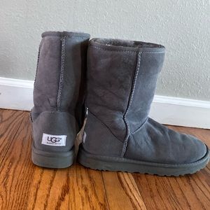 Gray UGG boots, women’s size 8